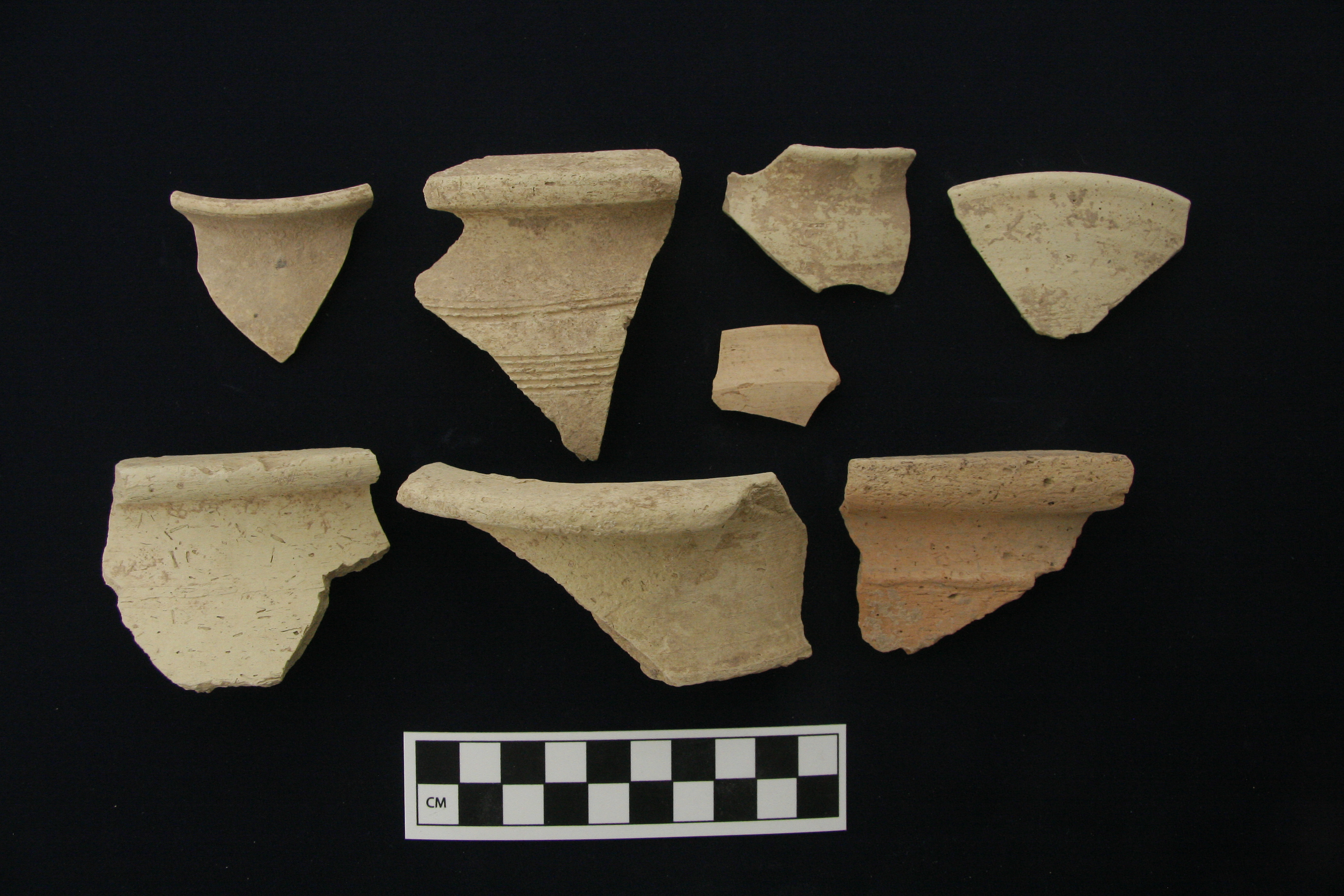 Middle Bronze common pottery.